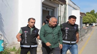Seyhan Belediye Başkanı ile kocası da gözaltına alındı