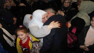Siirtin hacı adayları kutsal topraklara gözyaşlarıyla uğurlandı