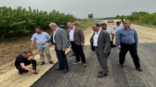 Simavın Kayaışık köyüne 5,5 kilometrelik asfalt yol