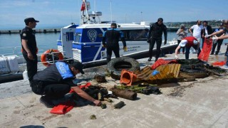 Sinopta deniz altından atık malzemeler çıkarıldı