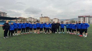Söğütspor yönetimi, zorlu maç öncesi oyuncuların tüm alacaklarını ödedi