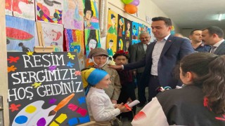 Sultandağında Halk Eğitim Merkezinde yıl sonu sergisi açıldı