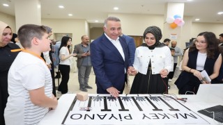 Sultangazide Bilim Merkezinde mezuniyet coşkusu