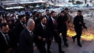 Suriye Devlet Başkanı eş-Şara Halepte