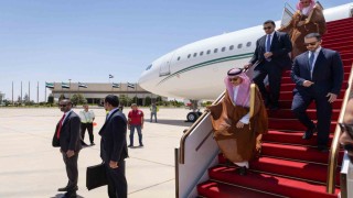 Suudi Arabistan ve Katardan Suriyedeki devlet çalışanlarına mali destek