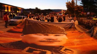 Taşovada coşkulu 19 Mayıs meşale ve bayrak yürüyüşü