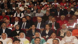TBMM Başkanı Kurtulmuş: Artık bu coğrafyanın insanları yan yana omuz omuza yetti artık diyerek büyük bir millet olarak ayağa kalkacak