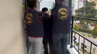Tekirdağda aranan 2 kişi jandarmanın operasyonuyla yakalandı