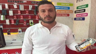 Telefon bataryası tamir sırasında alev alarak patladı