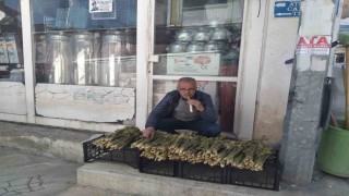 Tercanda ‘yayla muzunun destesi 50 ila 80 TLden satışta