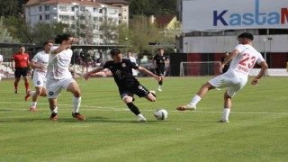 TFF 2. Lig: Kastamonuspor: 0 - Altınordu: 0