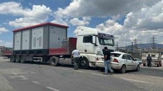 Tır ile otomobil çarpıştı: 1 yaralı