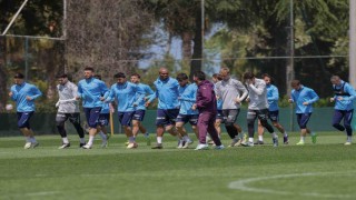 Trabzonsporda Uğurcan Çakır ve Savic, kamp kadrosuna alınmadı
