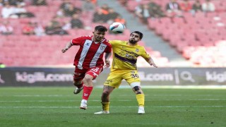 Trendyol Süper Lig: Samsunspor: 1 - Eyüpspor: 0 (İlk yarı)