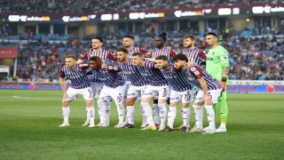 Trendyol Süper Lig: Trabzonspor: 0 - Galatasaray: 0 (İlk yarı)