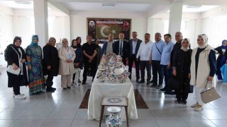 Tunçbilekte çini sergisi