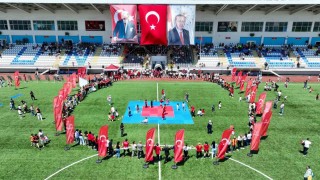 Tuncelide 19 Mayıs renkli görüntülere sahne oldu