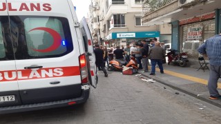 Turgutluda 3 motosiklet kafa kaya çarpıştı: 2 yaralı