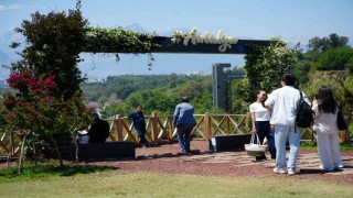 Turizmcinin bayram planı bekle gör taktiği