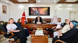 Türkiye Taekwondo Şampiyonasında altın madalya kazandı