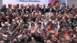 Ümraniyede, Geleneksel Çocuk Oyunları ve İlkokullar Arası Fiziksel Etkinliklerde ödüller sahiplerini buldu