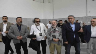 Ünlü oyuncular Bitlisi keşfetti