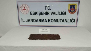 Uyuşturucu ticareti yapmayı amaçlayan şüpheli jandarmadan kaçamadı