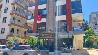 Uyuyor sandığı oğlunu yatakta ölü buldu