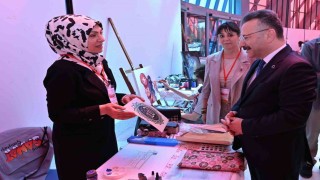 Vali Aksoy Genç Sanat Çalıştayına katıldı
