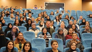 Vali Aydoğdu öğrencileri dinledi