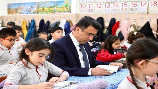 Vali Aygölden her hafta farklı bir okul geleneği
