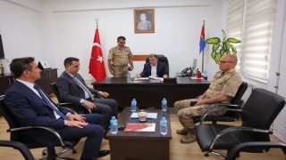 Vali Eldivan Demirözünde jandarma personeliyle bir araya geldi
