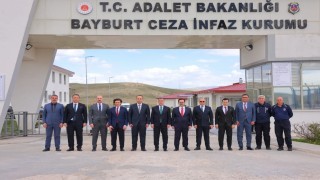 Vali Elidvan, Açık Ceza İnfaz Kurumu Müdürlüğünü ziyaret etti