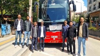Vanda CHP Lideri Özgür Özele pankartlı protesto