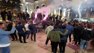 Vanspor FK taraftarının galibiyet coşkusu