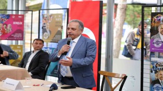 ‘Vatandaş Soruyor Başkan Cevaplıyor bu kez 7/24 Kütüphanede