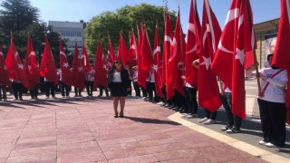 Vilayet Meydanında Atatürkü anma töreni gerçekleştirildi