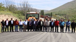 Yahyalıda sıcak asfalt serimi başladı