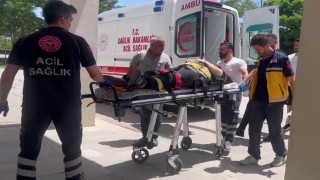 Yolcu otobüsü ile otomobil çarpıştı: 1 yaralı