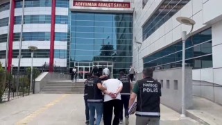 Zehir tacirleri polisten kaçamadı