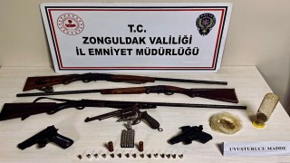 Zonguldakta ruhsatsız silah operasyonu; 2 kişi adli kontrolle serbest bırakıldı