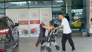 116 acemi kasap hastanelik oldu