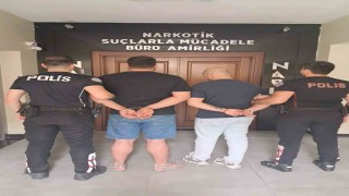 2 şüphelinin üzerinden 162 adet sentetik ecza hapı ele geçirildi