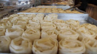 4 saatte pişen Çorum baklavası bayramda damakları tatlandıracak
