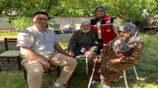 71 yıldır aynı yastığa baş koyuyorlar