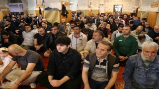 832 yıllık camide Kurban Bayramı namazı kılındı