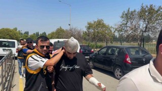 Adanada muhtarı darbeden şüpheliler tutuklandı