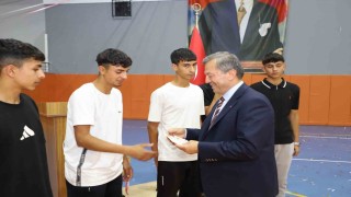 Adil Sani Konukoğlu Spor Lisesinde mezuniyet heyecanı
