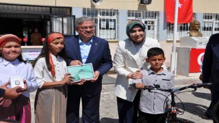 Afyonkarahisarda 142 bin 592 öğrenci yaz tatiline girdi