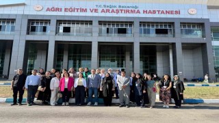 Ağrı Eğitim ve Araştırma Hastanesine Anne Dostu Hastane Belgesi